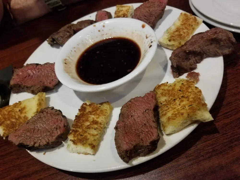 Steak Bites and Garlic Bread